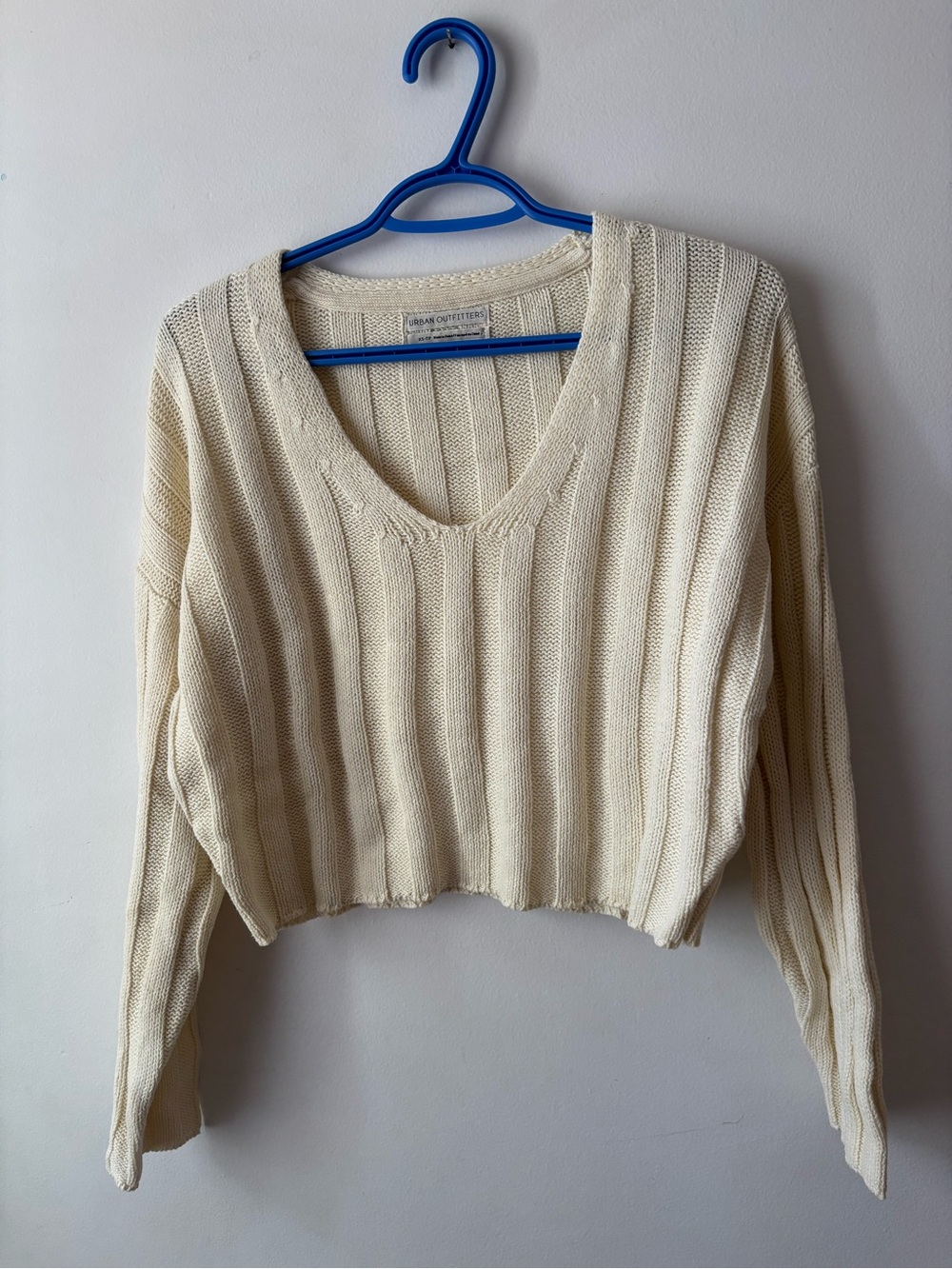 Urban Outfitters Cream Ribbed V-Neck Cropped Sweater